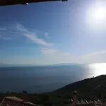 Dio Escapes Villa Leonidio