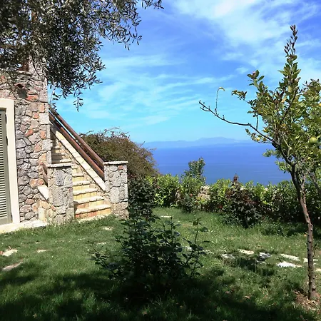 Villa Dio Escapes *