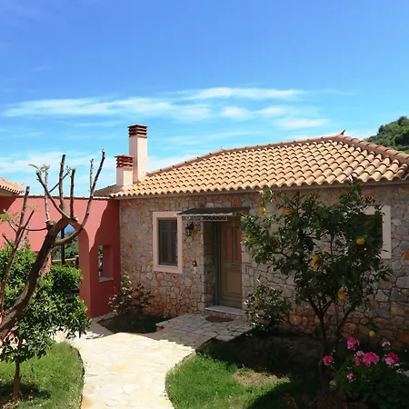 Villa Dio Escapes Leonídio