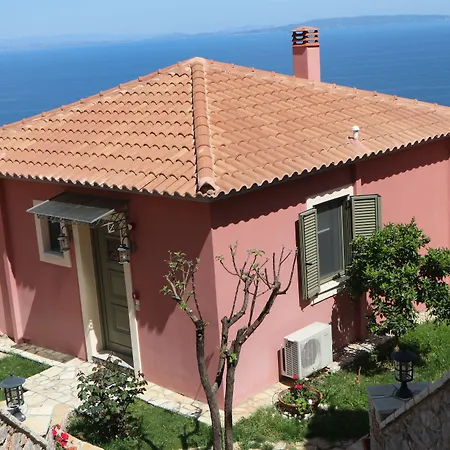 Villa Dio Escapes Leonídio