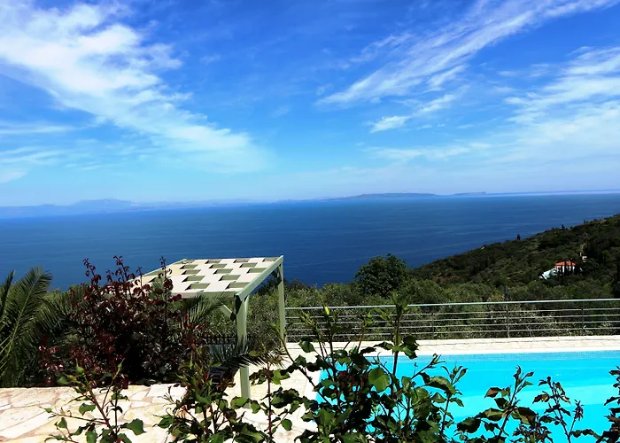 Dio Escapes Leonídion