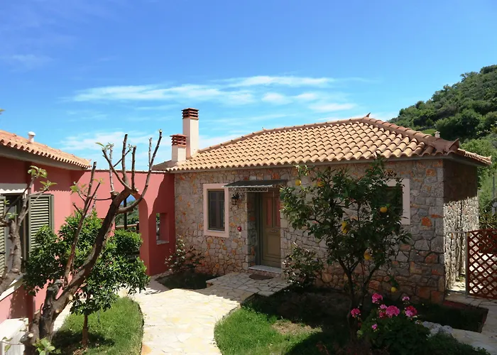 Villa Dio Escapes Leonídio