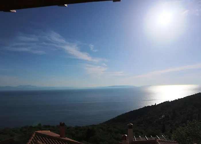 Dio Escapes Villa Leonídio